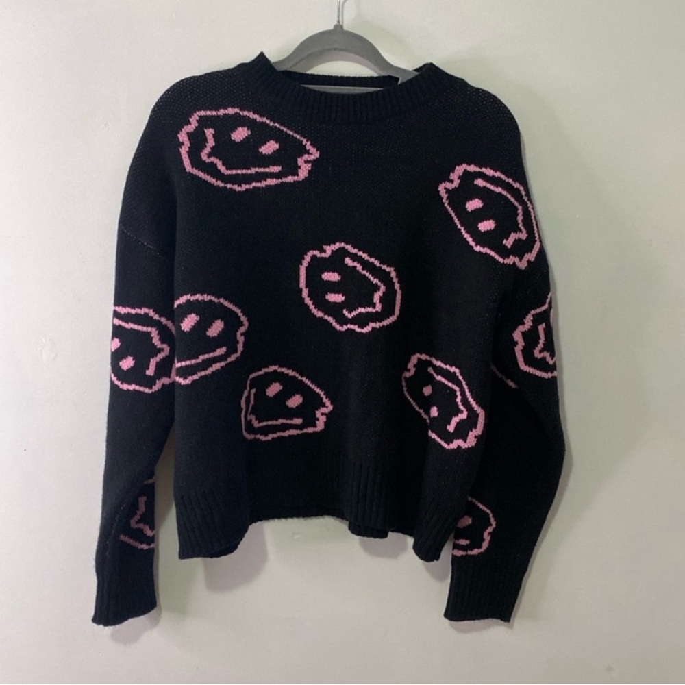 smiley face knit sweater | pink | black | size US L
